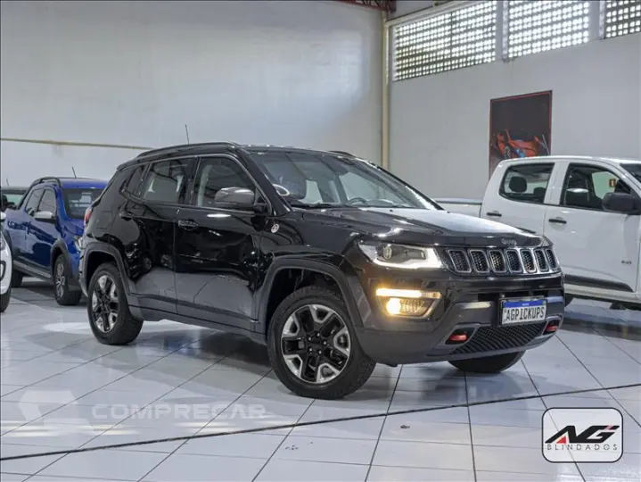 COMPASS 2.0 16V Trailhawk 4X4