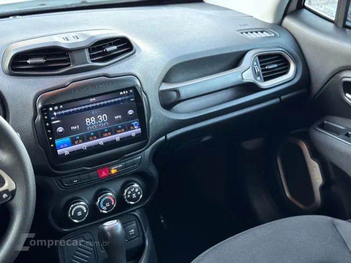 Renegade 1.8 16V Flex 4P Automático