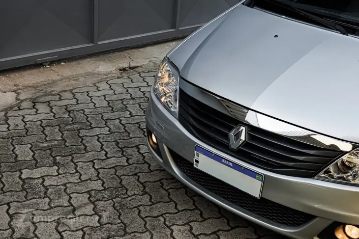 LOGAN 1.6 Expression 8V