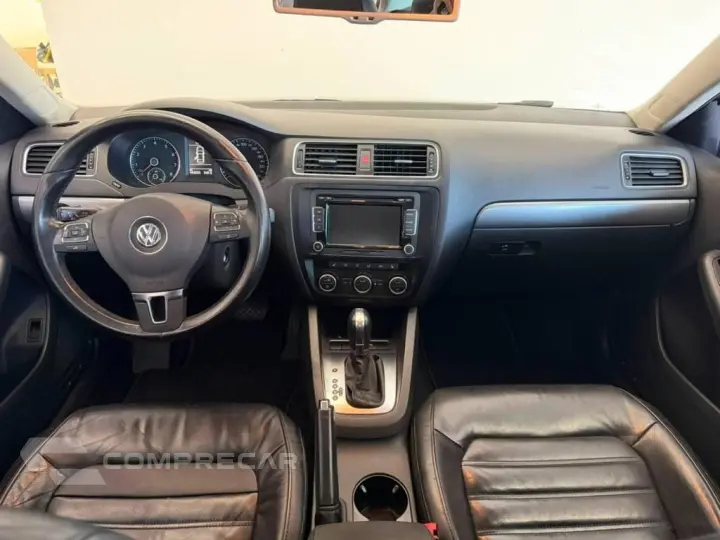 VOLKSWAGEN JETTA 2.0 TSI HIGHLINE DSG