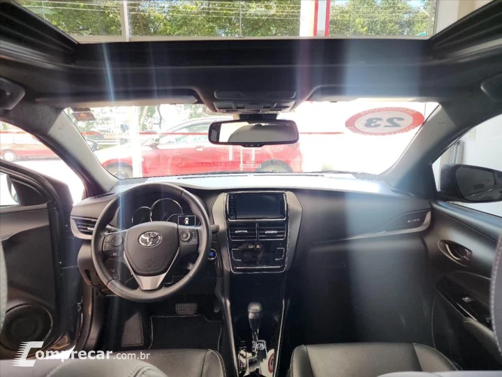YARIS 1.5 16V FLEX XLS CONNECT MULTIDRIVE