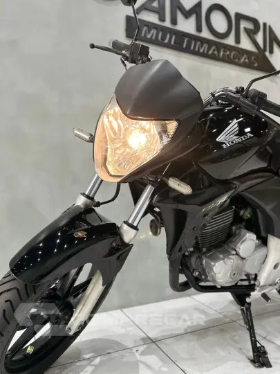 CB 300