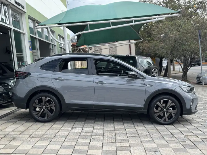 Nivus Highline 1.0 200 TSI Flex Aut.