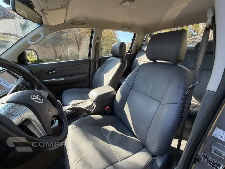 HILUX 2.7 SRV 4X2 CD 16V