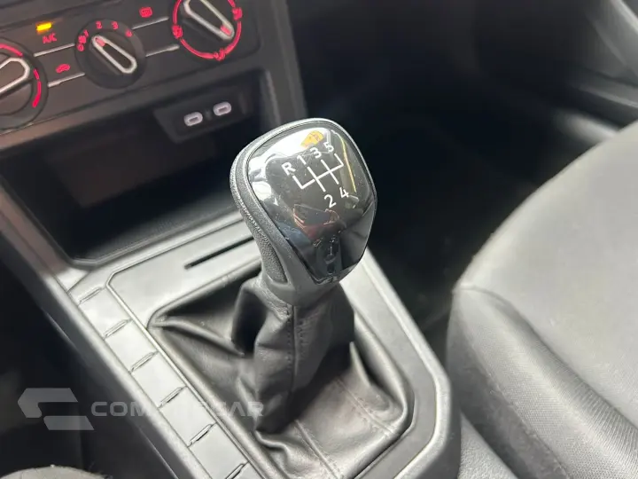 Polo Track 1.0 Flex 12V 5p