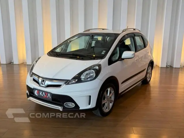 FIT - 1.5 TWIST 16V 4P MANUAL