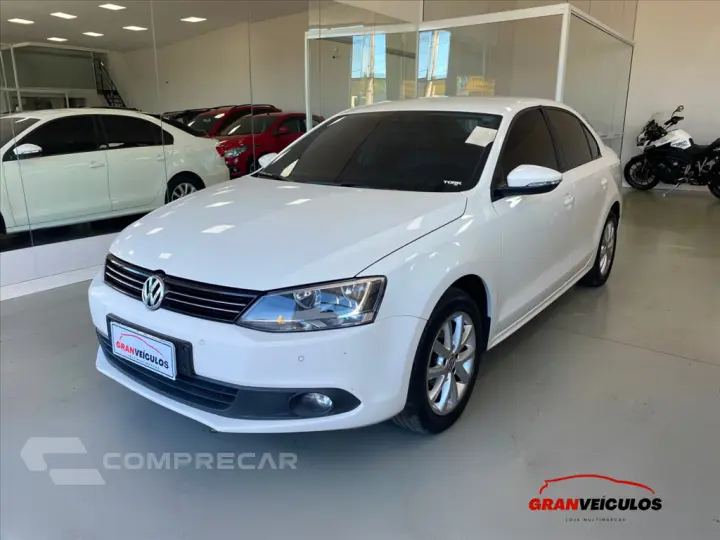JETTA 2.0 COMFORTLINE FLEX 4P TIPTRONIC