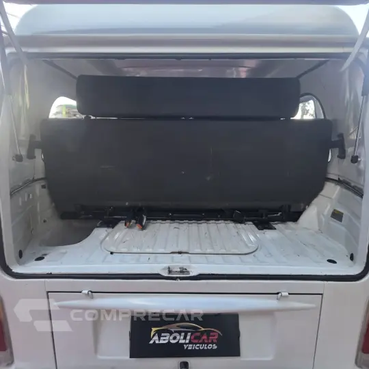 Kombi Lotação 1.6 MPi