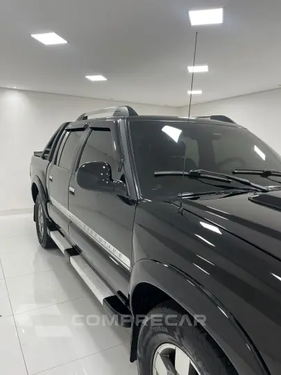 S10 2.4 MPFI Executive 4X2 CD 8V