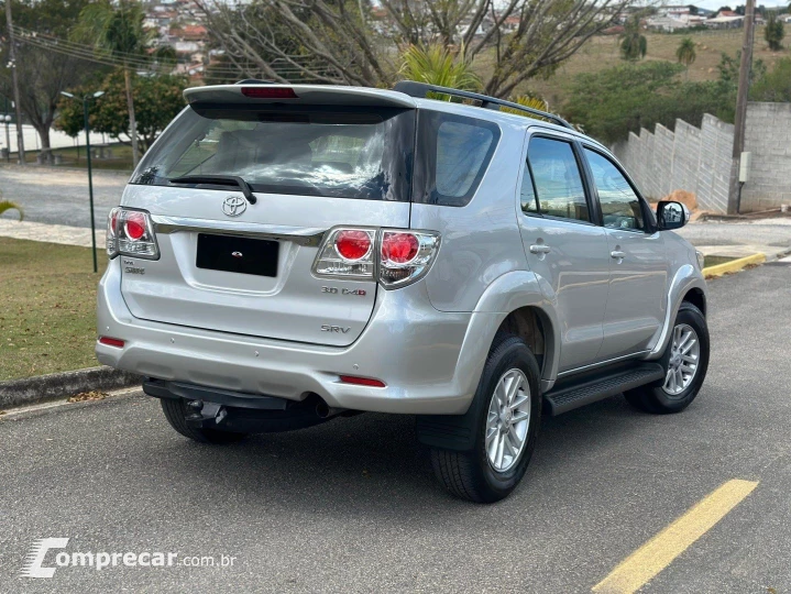 HILUX SW4 3.0 SRV 4X4 7 LUGARES 16V TURBO INTERCOOLER DIESEL