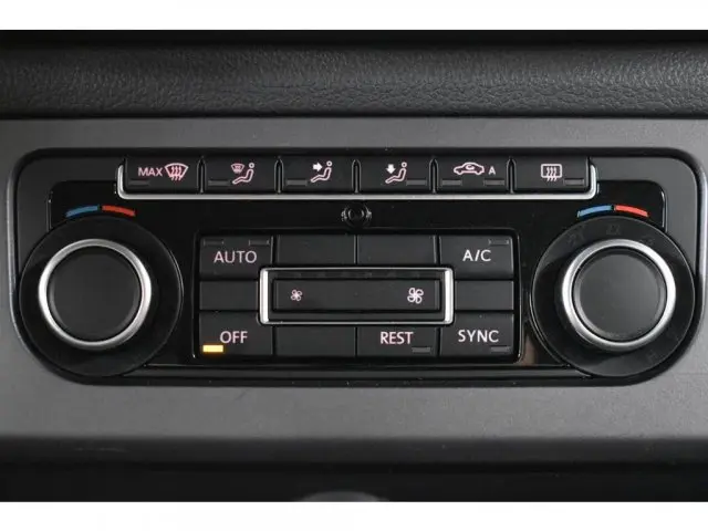 AMAROK - 2.0 HIGHLINE 4X4 CD 16V TURBO INTERCOOLER 4P AUTOMÁ