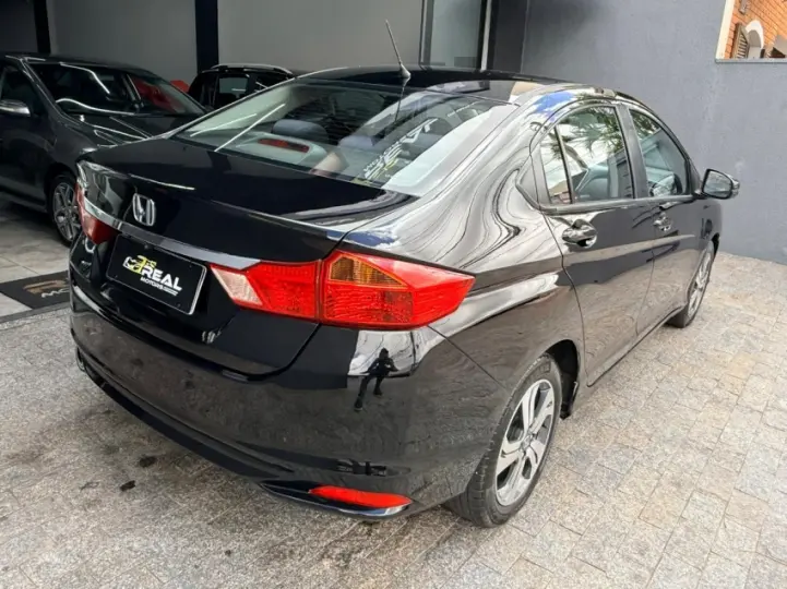 CITY 1.5 LX Sedan 16V