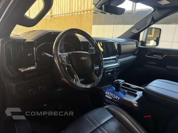 SILVERADO 5.3 V8 GASOLINA 1500 HIGH COUNTRY 4X4 AUTOMÁTICO