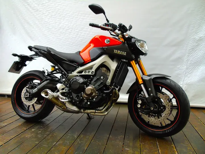 YAMAHA MT-09 ABS