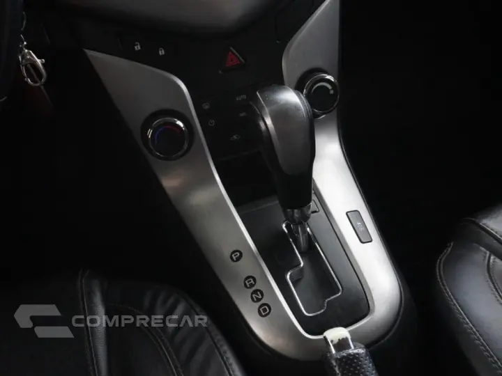 CRUZE 1.8 LT 16V FLEX 4P AUTOMÁTICO