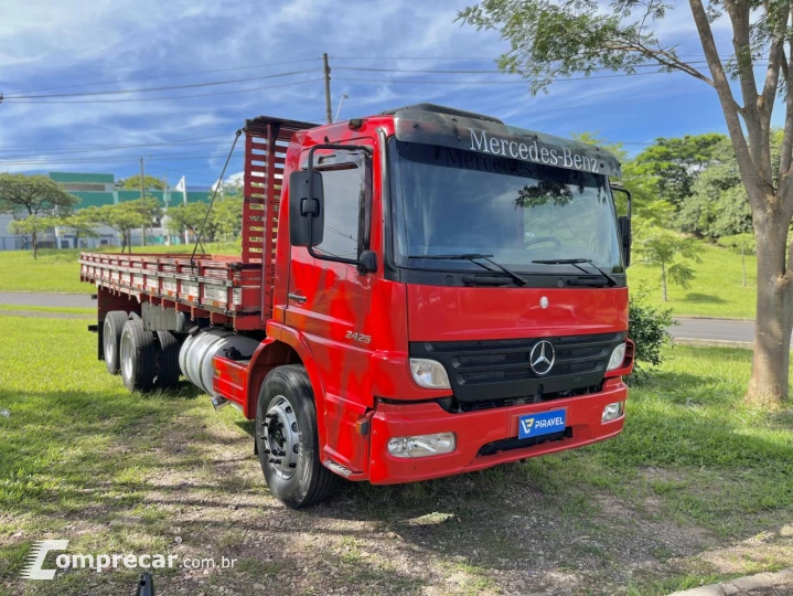 Atego 2425 3-Eixos 2p (diesel)