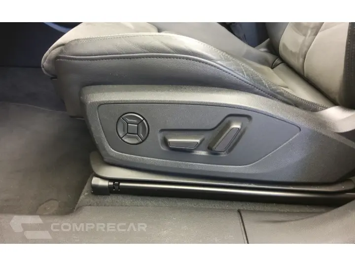 Q3 1.4 35 TFSI FLEX BLACK S TRONIC