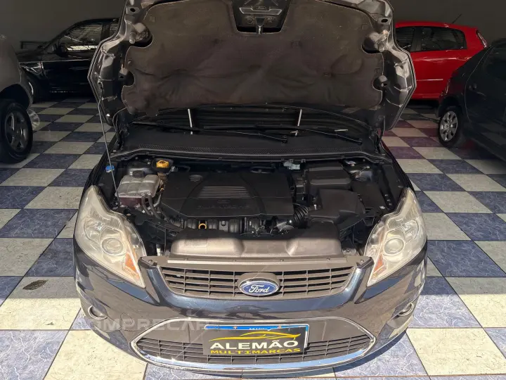 FOCUS 2.0 Titanium 16V