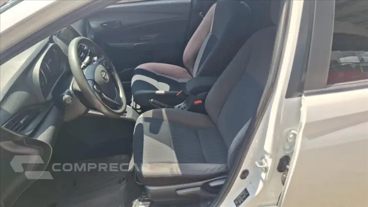 YARIS 1.3 16V FLEX XL LIVE MULTIDRIVE