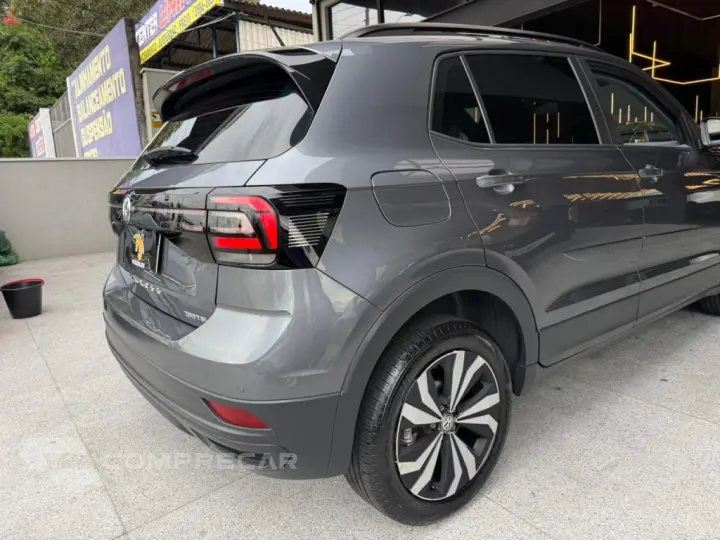 T-CROSS 1.0 200 TSI TOTAL FLEX AUTOMÁTICO