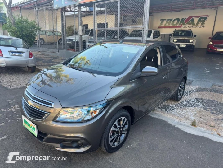 ONIX HATCH LT 1.4 8V FlexPower 5p Mec.