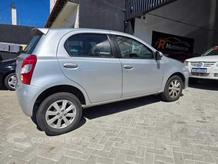 ETIOS XLS 1.5 Flex 5p Aut.