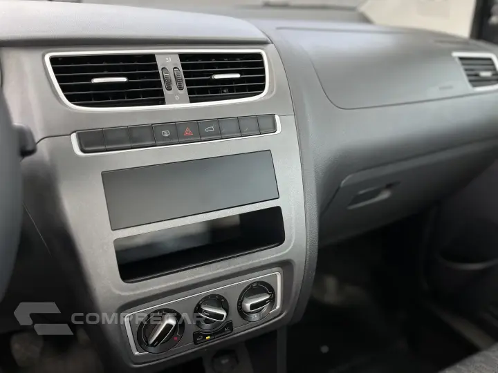 FOX 1.6 MI 8V FLEX 4P MANUAL