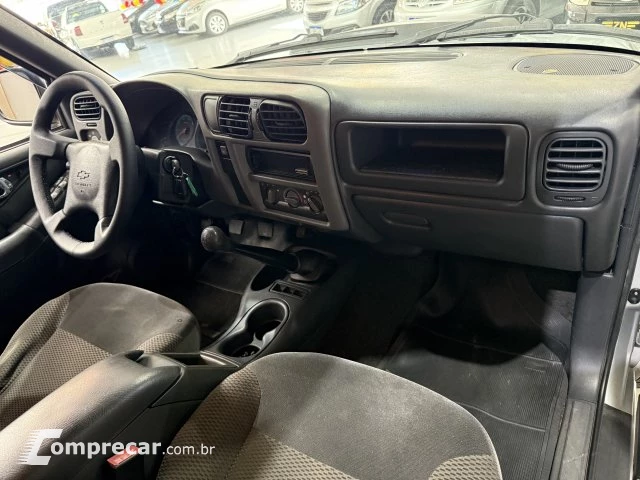 S10 - 2.4 MPFI RODEIO 4X2 CD 8V 4P MANUAL