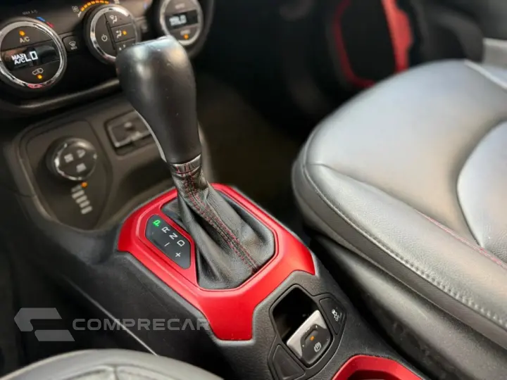 RENEGADE 2.0 16V TURBO DIESEL TRAILHAWK 4P 4X4 AUTOMÁTICO