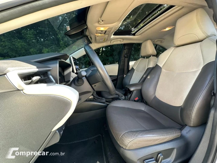 COROLLA 1.8 VVT-I Hybrid Altis Premium