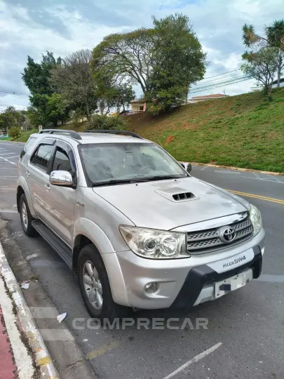 HILUX SW4 3.0 SRV 4X4 7 Lugares 16V Turbo Intercooler