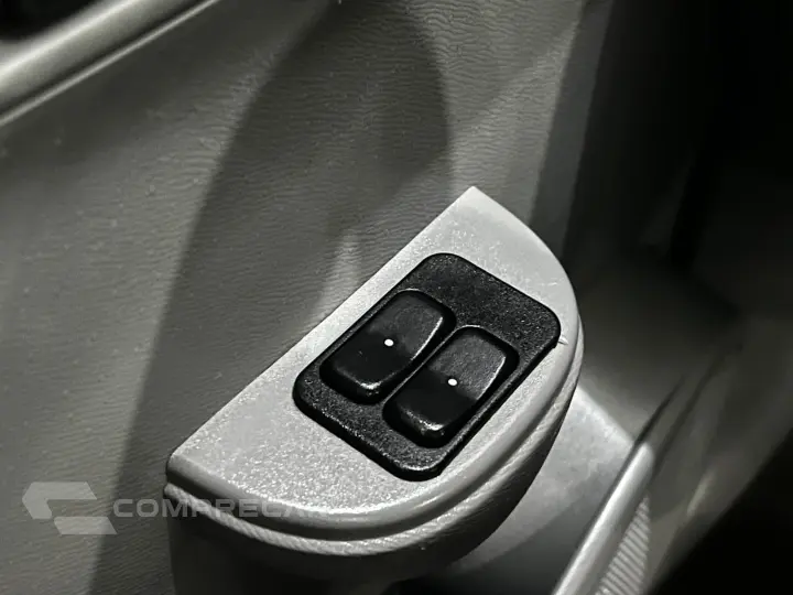 PRISMA 1.4 MPFI LT 8V FLEX 4P MANUAL