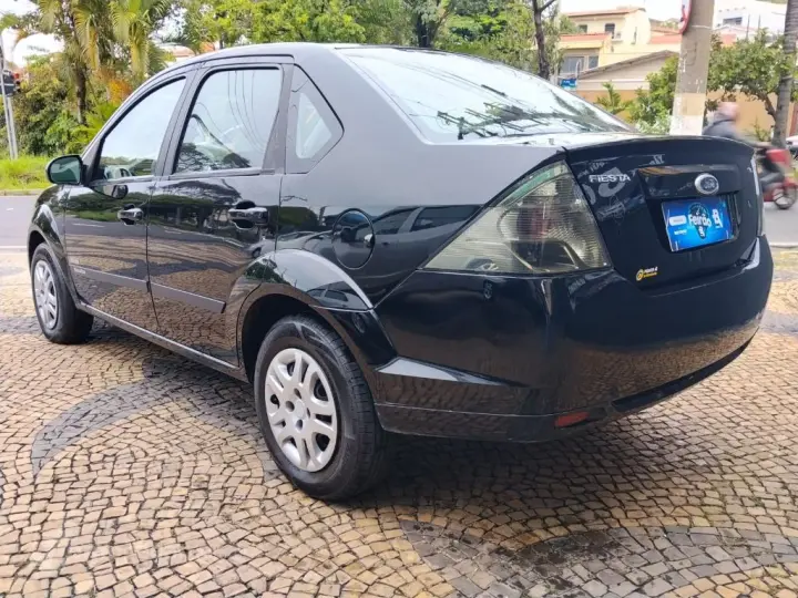 Fiesta Sed. 1.6 8V Flex 4p