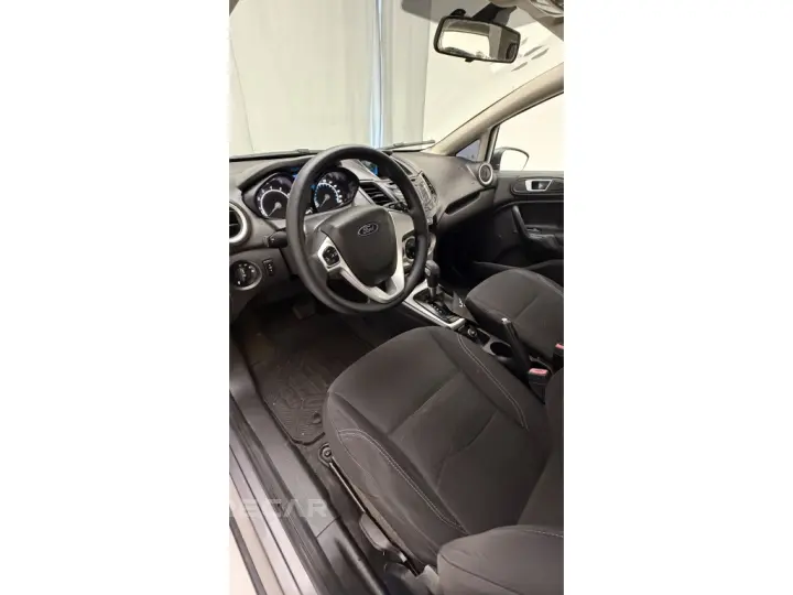 FIESTA 1.6 SE SEDAN 16V FLEX 4P POWERSHIFT