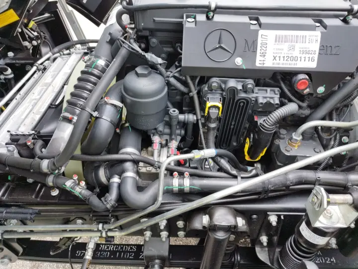 Accelo 1017 + Carroceria