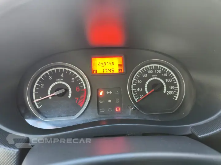 LOGAN 1.0 Expression 16V