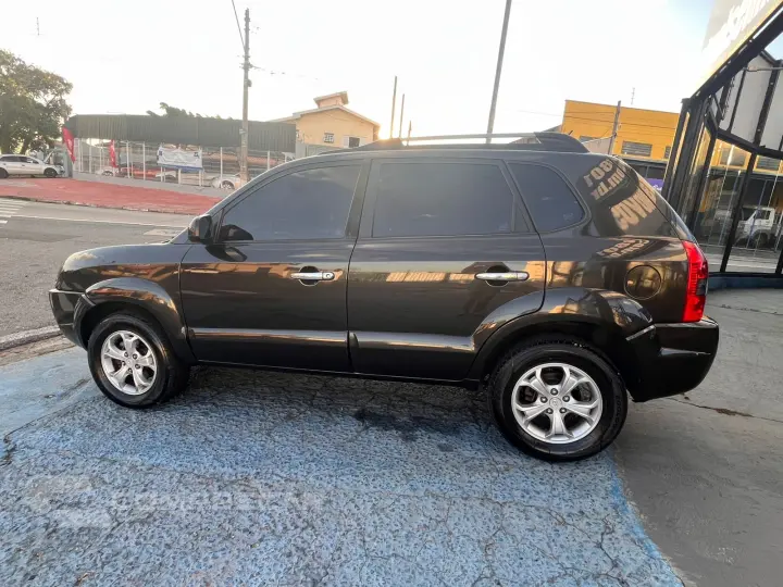 TUCSON 2.0 MPFI GLS 16V 143CV 2WD GASOLINA 4P AUTOMÁTICO