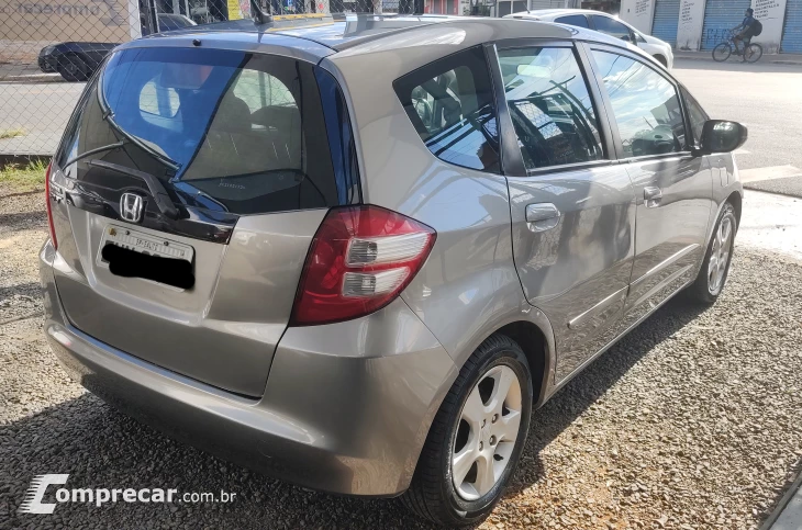 FIT 1.4 LX 8V