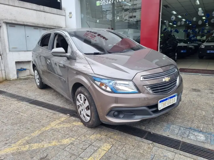 CHEVROLET ONIX 1.4 MPFI LT 8V 2015