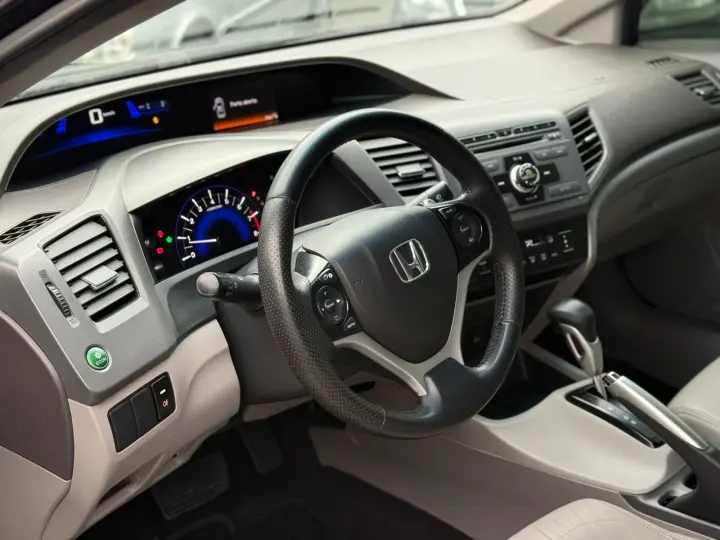 Civic Sed. LXL/ LXL SE 1.8 Flex 16V Aut.