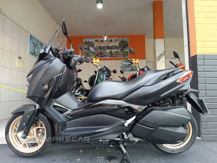 XMAX