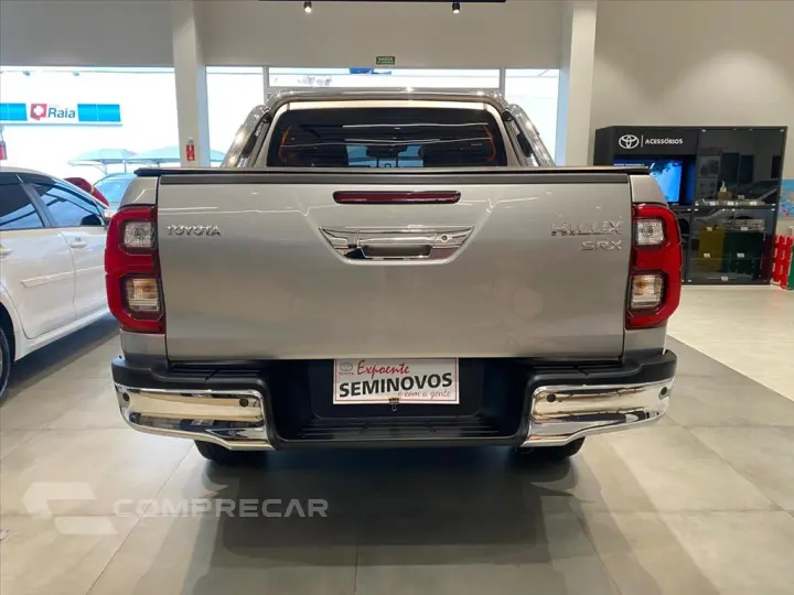 HILUX 2.8 D-4D TURBO DIESEL CD SRX 4X4 AUTOMÁTICO