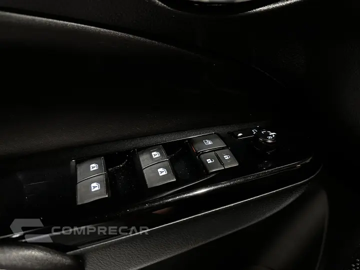 YARIS 1.5 16V FLEX XLS CONNECT MULTIDRIVE