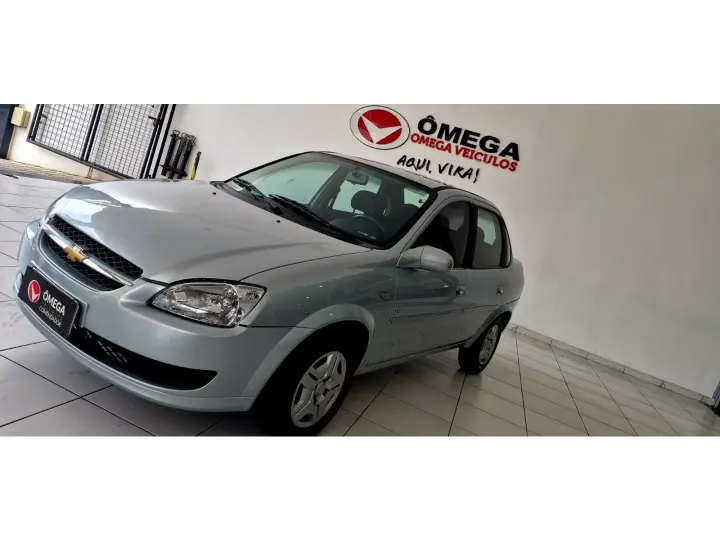 CLASSIC 1.0 MPFI LS 8V FLEX 4P MANUAL