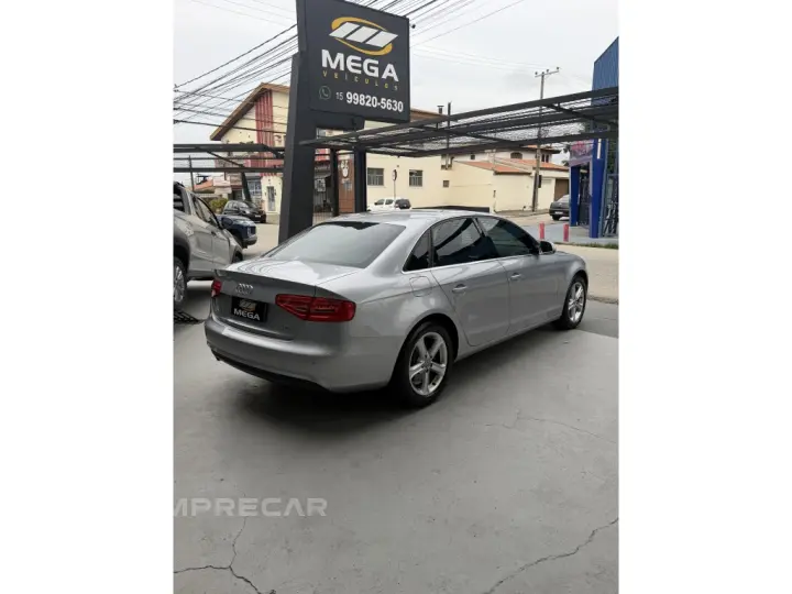 A4 1.8 TFSI AMBIENTE GASOLINA 4P MULTITRONIC