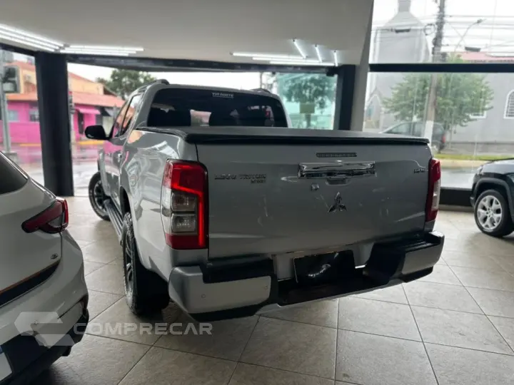 L200 TRITON 2.4 16V TURBO DIESEL SPORT HPE CD 4P 4X4 AUTOMÁT