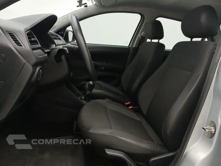 VOYAGE 1.0 12V MPI TOTALFLEX 4P MANUAL