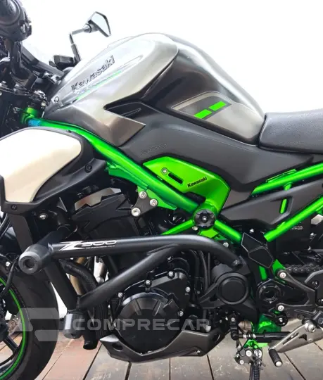 KAWASAKI Z900
