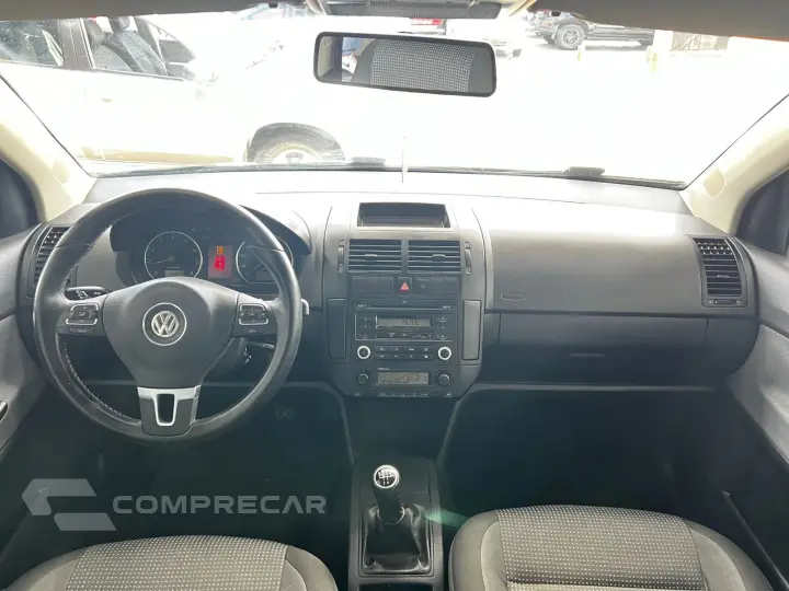POLO SEDAN 1.6 MI 8V