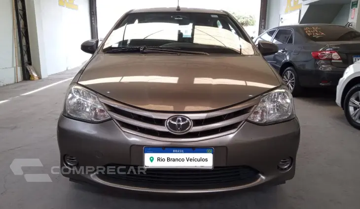ETIOS 1.5 XS Sedan 16V